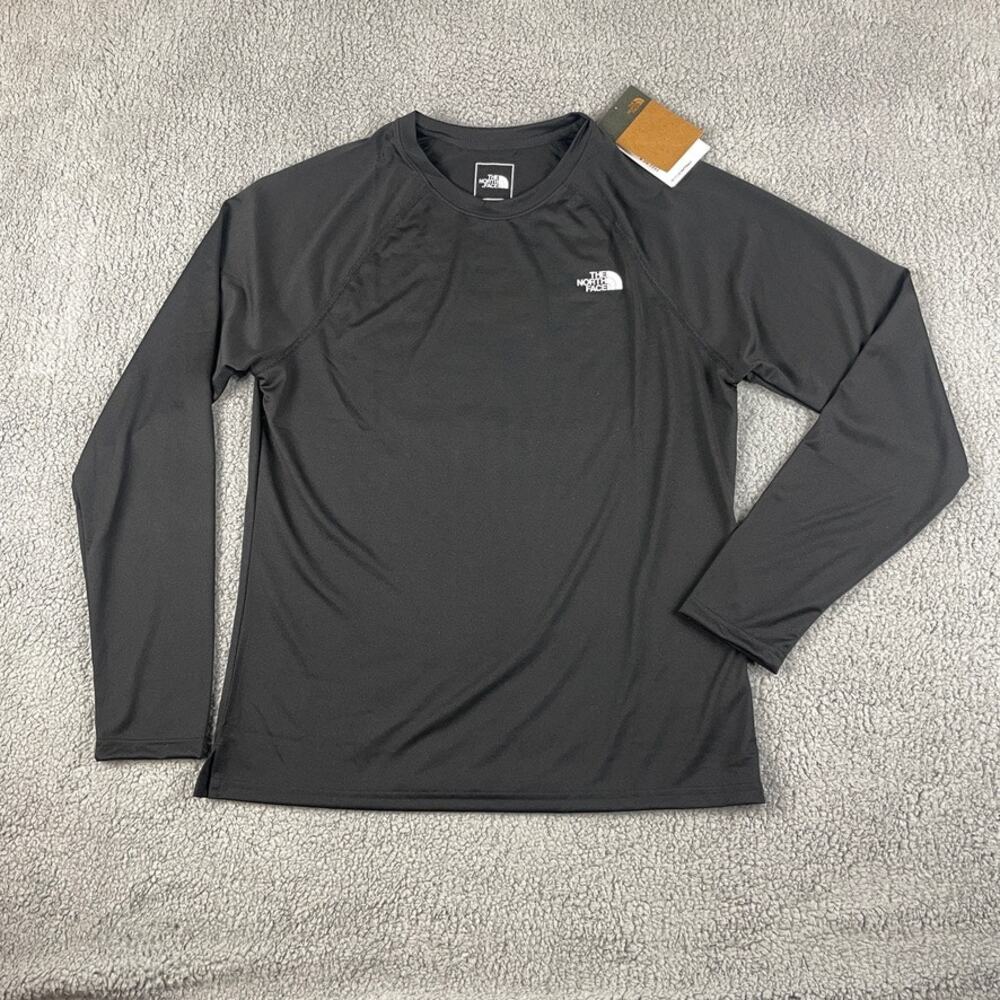 The North Face Men's Medium Black Polyester Flashdry Breeze Long Sleeve Shirt